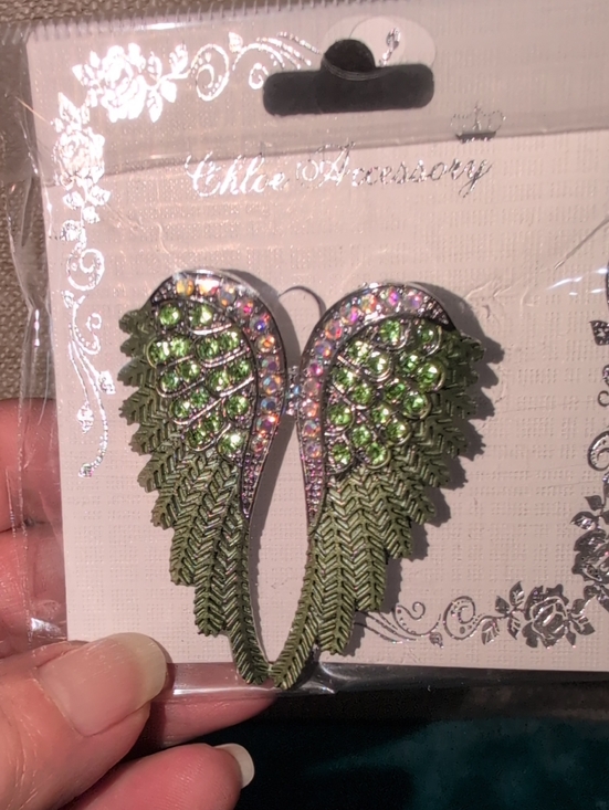 Chloe Accessory Jewelry - Silver And Green Wing Crystal Brooch